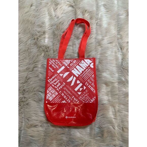 Lululemon Athletica Reusable Red White Small Tote Gym Bag Athleisure Sporty - Picture 1 of 7